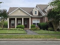 Building Photo - 121 Hatleyberry St
