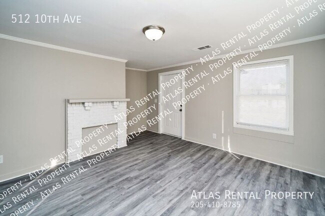 Building Photo - 512 10th Ave