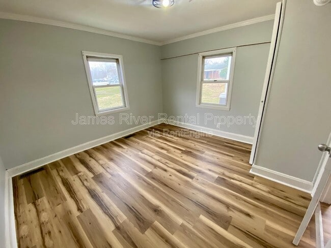 Building Photo - 1805 Ridge Ave