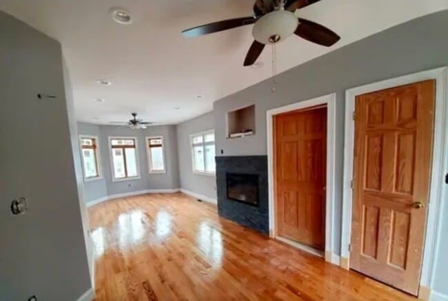 Building Photo - 1332 Eastern Ave