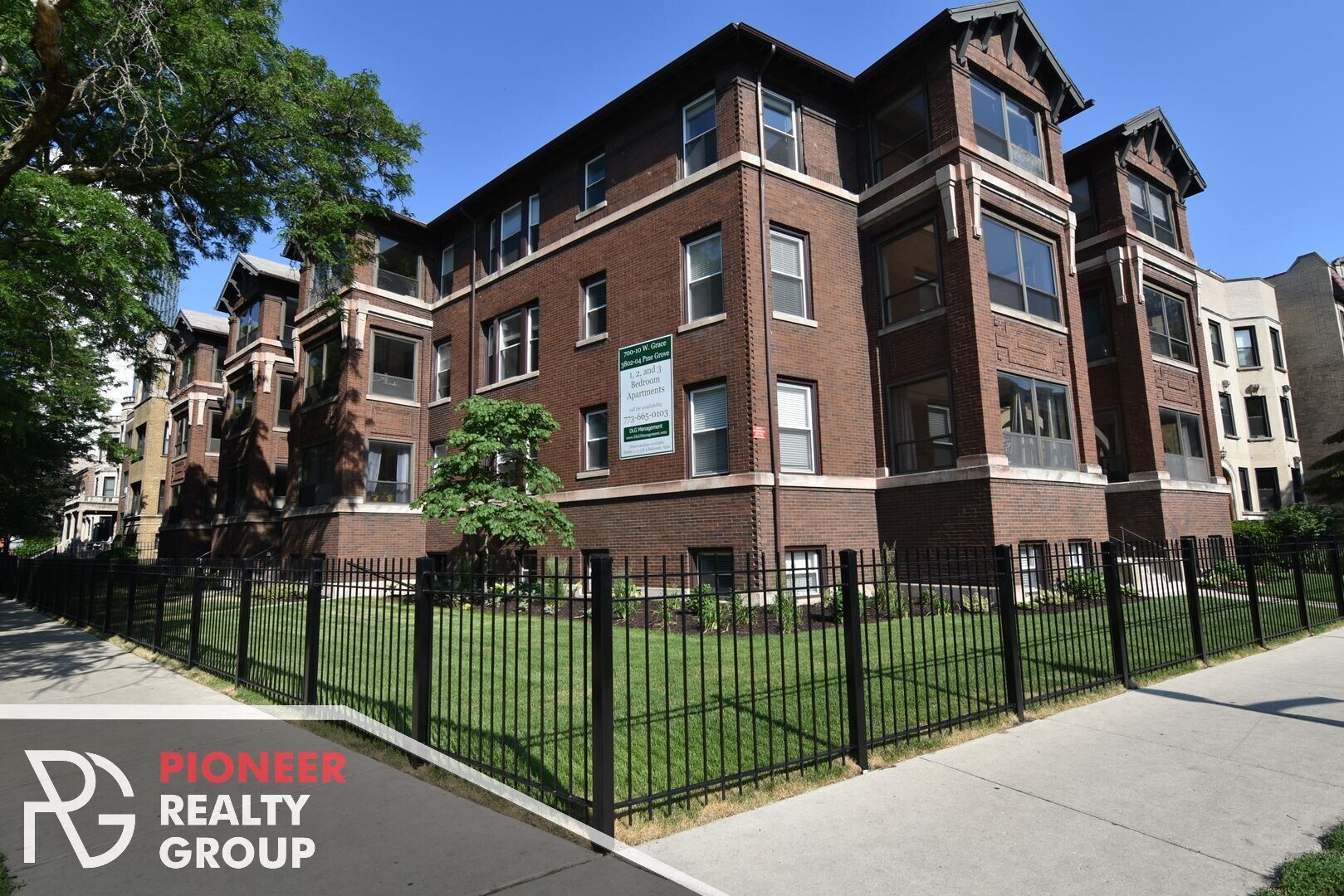 Building Photo - 706 W Buckingham Pl