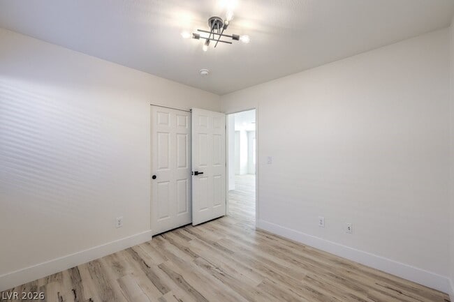 Building Photo - 3227 Velvet Rose St