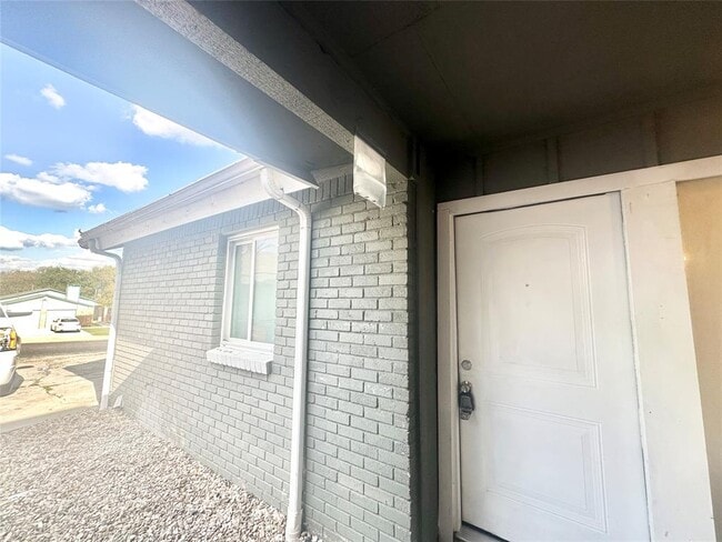 Building Photo - 5101 Purple Sage Dr