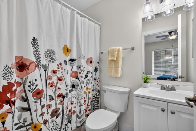 Building Photo - 9899 Kamena Cir