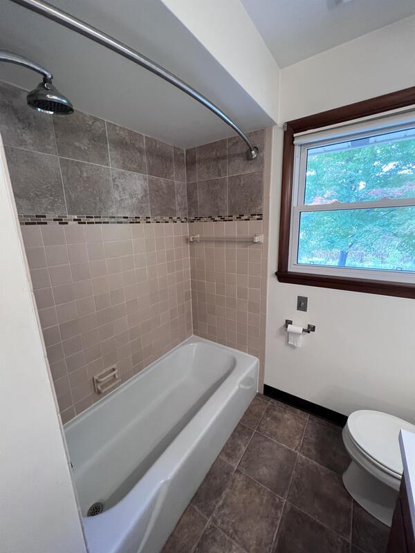 Building Photo - 13369 68th Ave