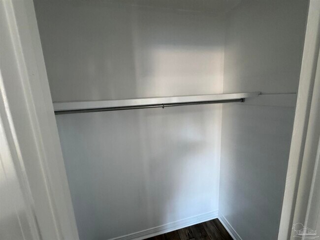 Building Photo - 6417 Kennington Cir