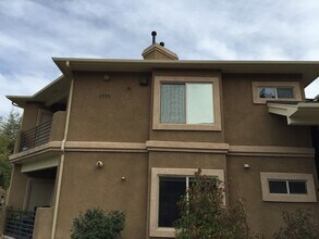 Building Photo - Beautiful Condo in Desirable Saddleback Ridge