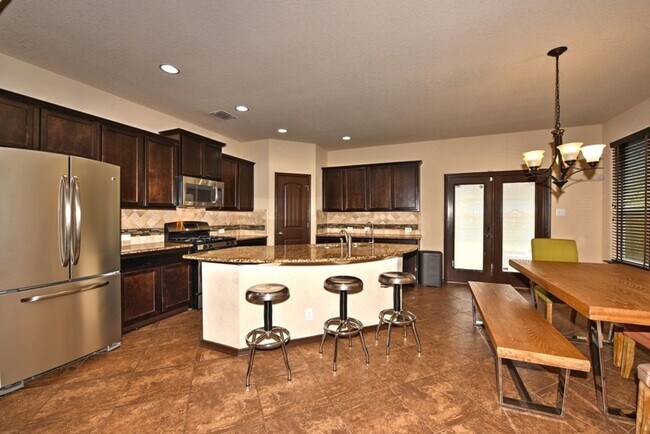 Building Photo - BEAUTIFUL HOME  |  4 BEDS & 3.5 BATHS  |  OFFICE  |  LOFT  |  NEAR 1604 AND 151