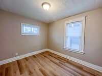 Building Photo - 528 Seward St