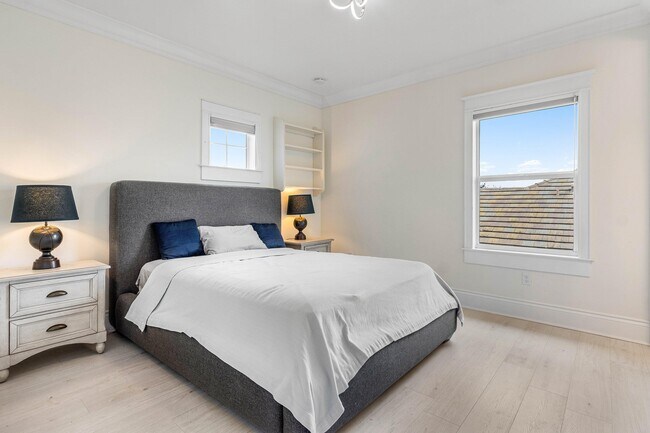 Building Photo - 9460 Wrangler Dr