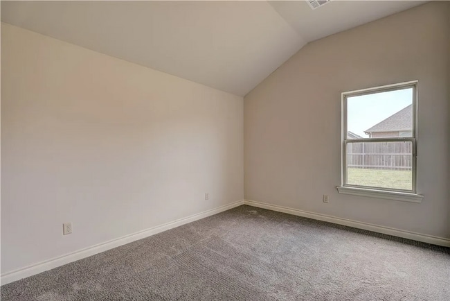 Building Photo - Charming 3-Bedroom Home with 3-Car Garage in Moore!