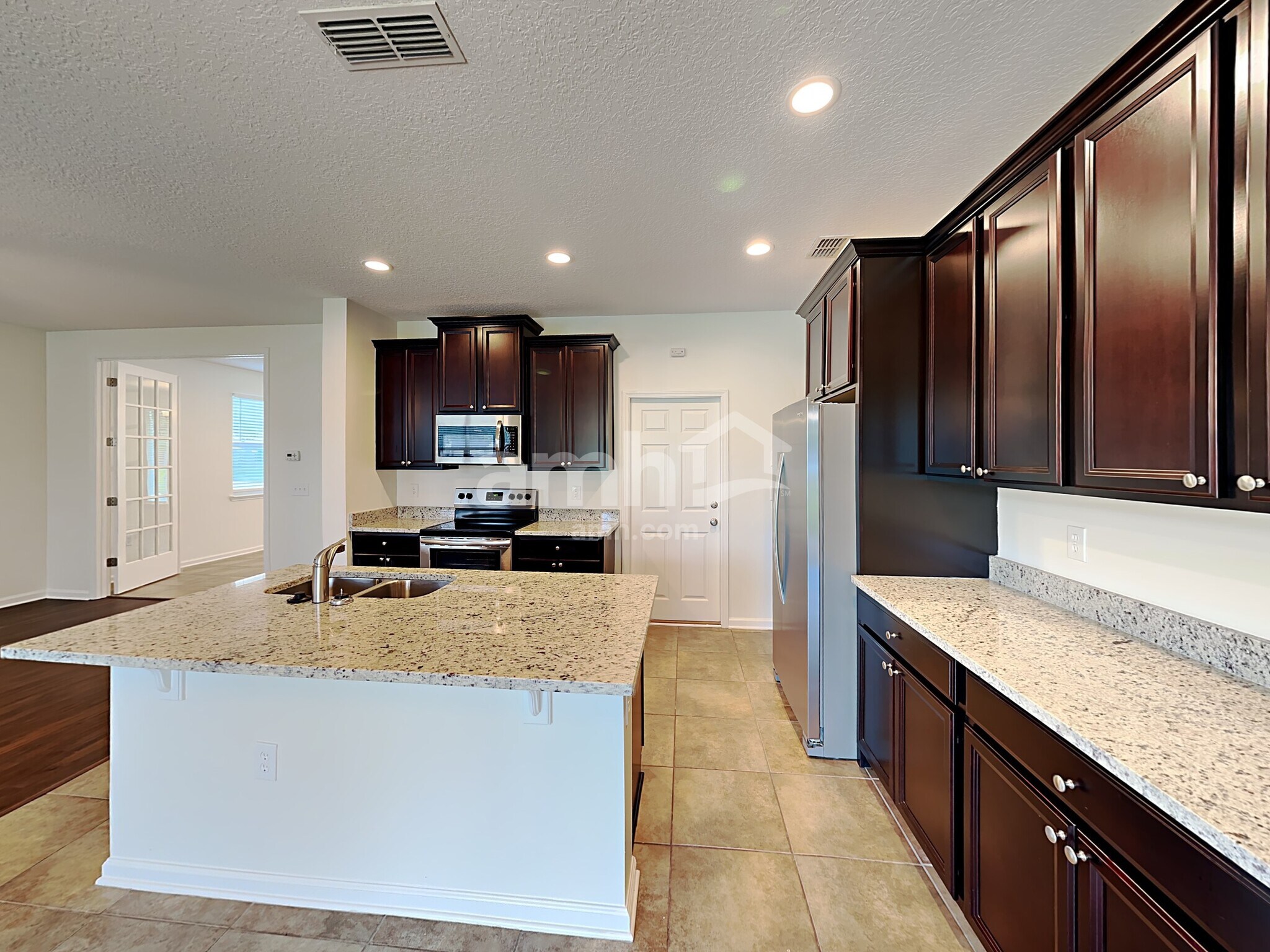 Building Photo - 2433 Adams Lake Boulevard