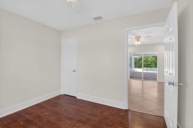 Building Photo - 22203 Aquila St