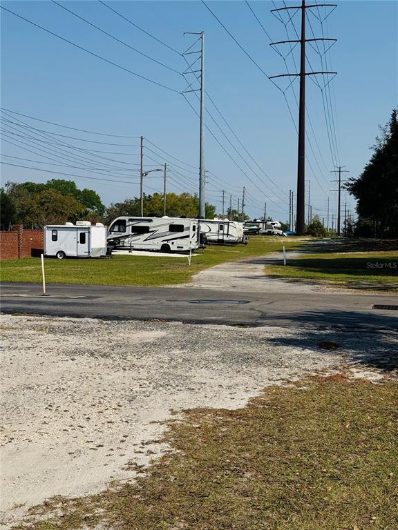 Building Photo - 603 W Club Blvd