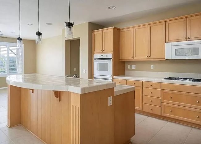 Building Photo - COMING SOON! Spacious 4-Bedroom Pool Home ...