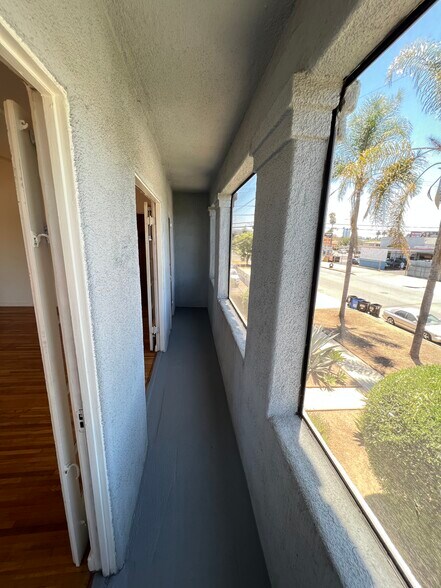 Building Photo - 1874 S Redondo Blvd