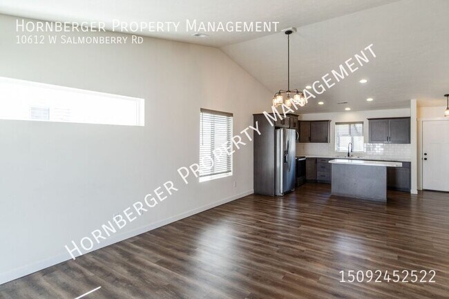 Building Photo - 10612 W Salmonberry