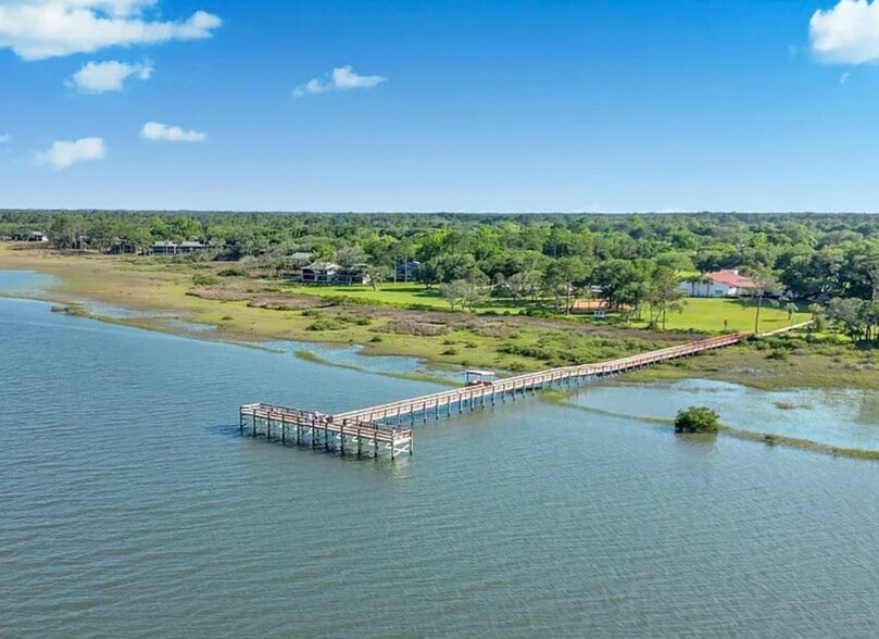 Building Photo - 19 Alcira Ct