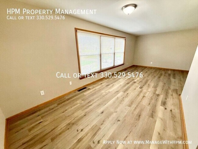 Building Photo - 7145 Starcliff Ave NW