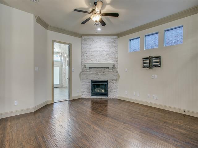 Building Photo - 1213 Crockett St