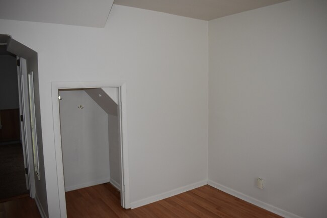 Building Photo - 608 S Franklin St