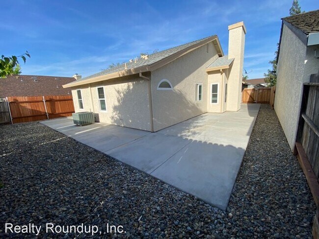 Building Photo - 3 br, 2 bath House - 8241 Cashel Way
