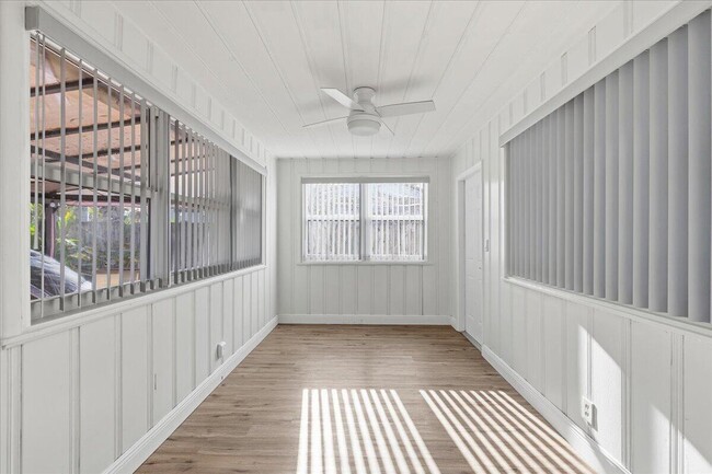 Building Photo - 1510 NE 32nd Pl