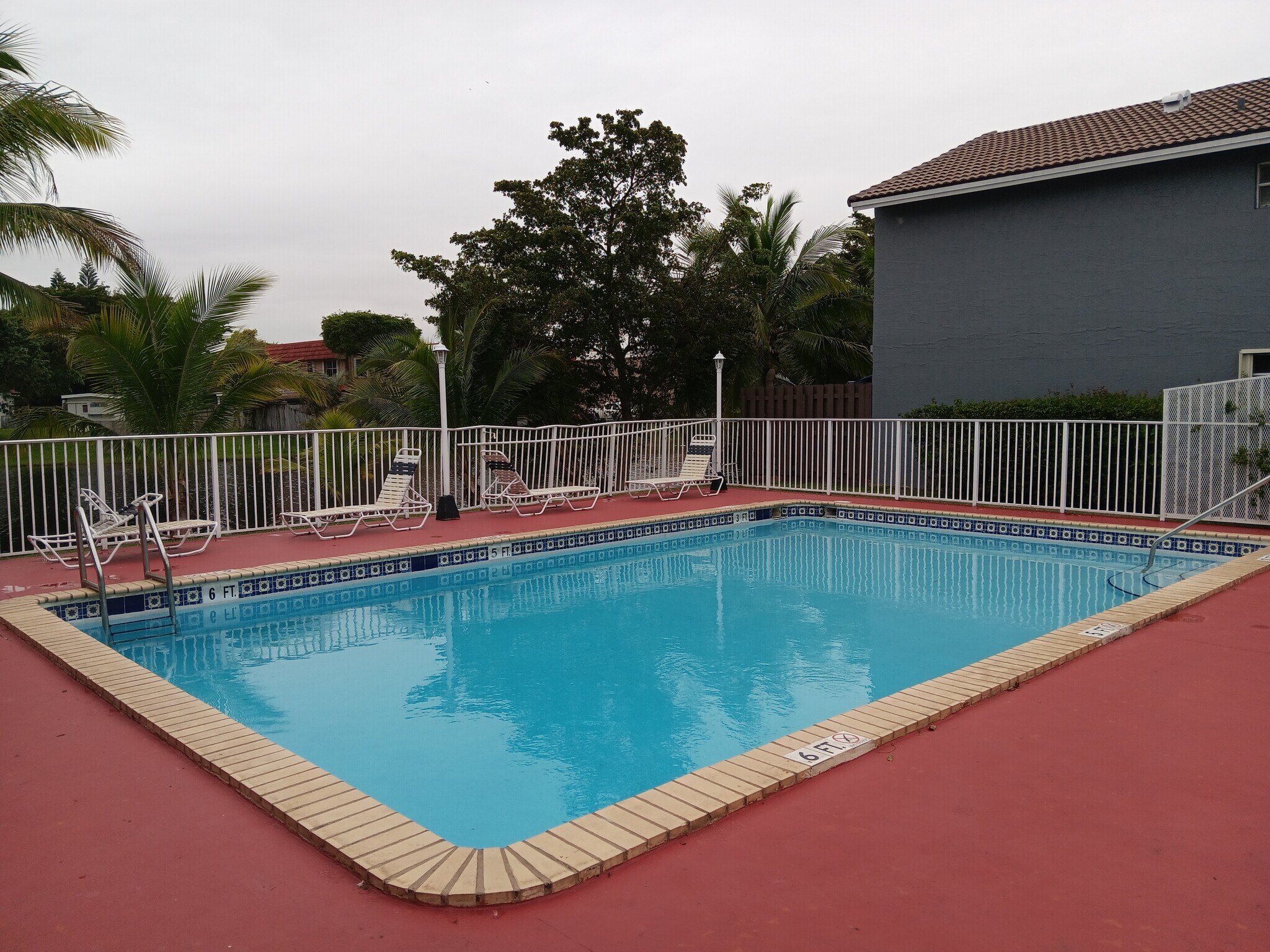 Building Photo - 6940 NW 173rd Dr