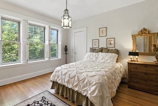 Building Photo - 70 Fenway