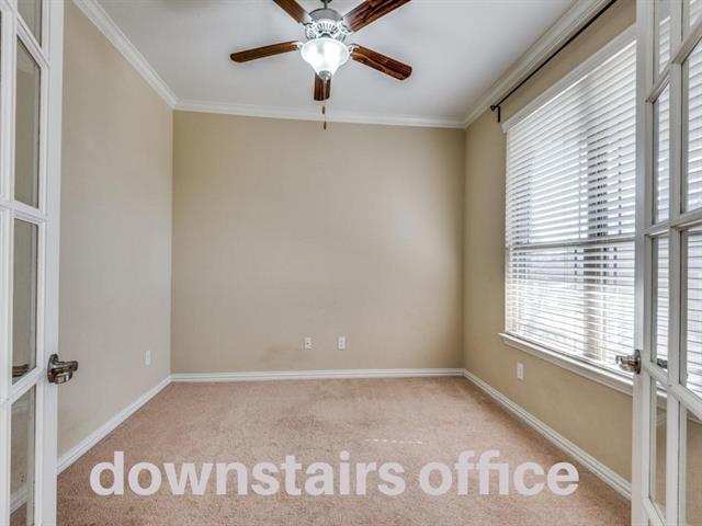 Building Photo - 12020 Tobosa Cir
