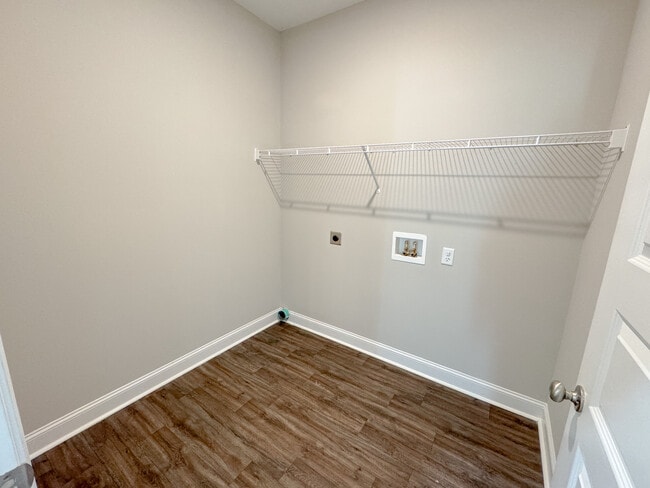 Building Photo - 312 Old Rockdale