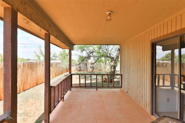 Building Photo - 4074 Russell Ave