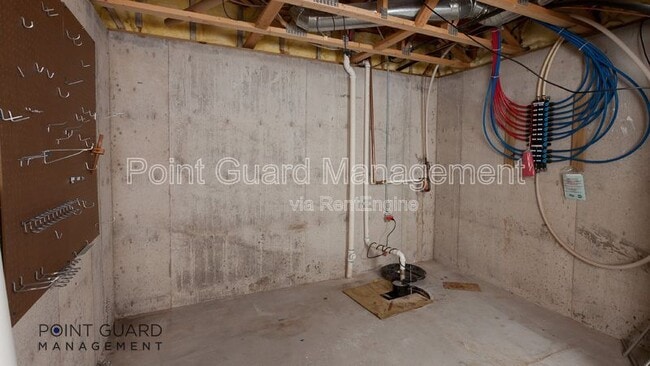 Building Photo - 2301 N Shefford Cir
