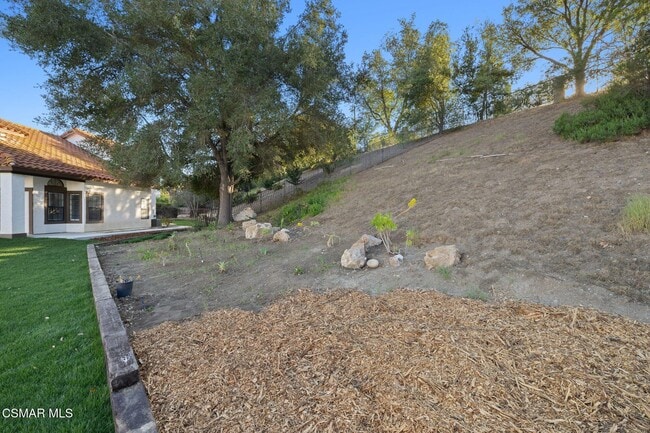 Building Photo - 26916 Lost Oak Ct