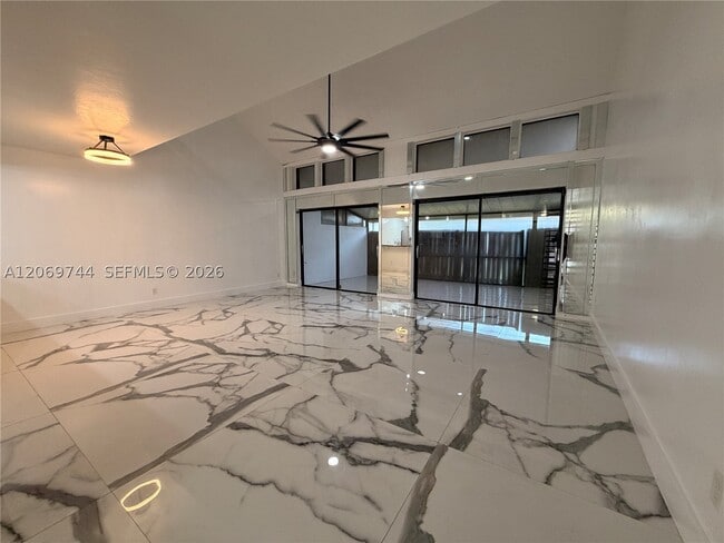 Building Photo - 4004 SW 68th Ln