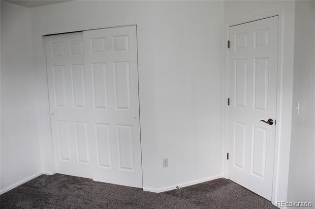 Building Photo - 367 Kitfield View