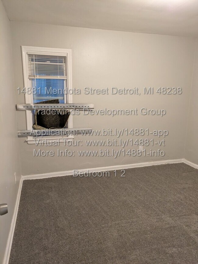 Building Photo - 14881 Mendota St