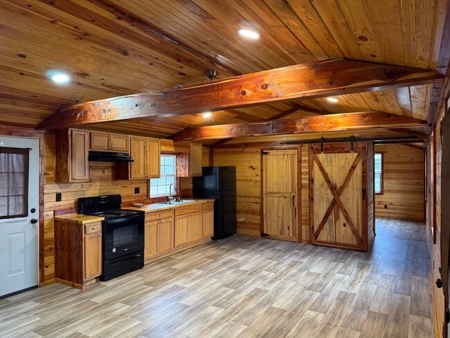 Building Photo - 1723 Black Zion Rd