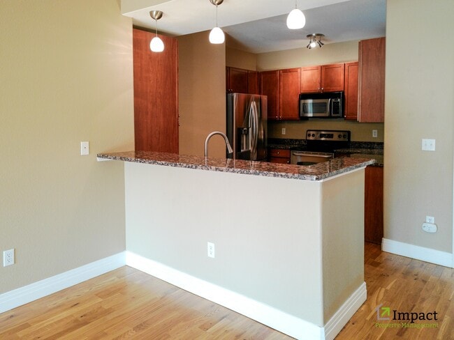 Building Photo - 9059 E Panorama Cir