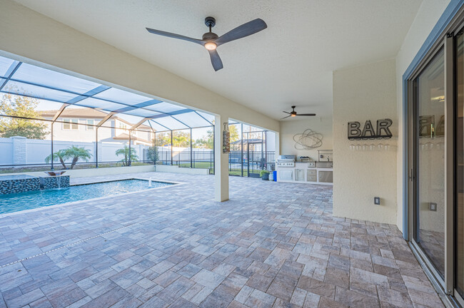 Building Photo - 9237 Hanging vine court