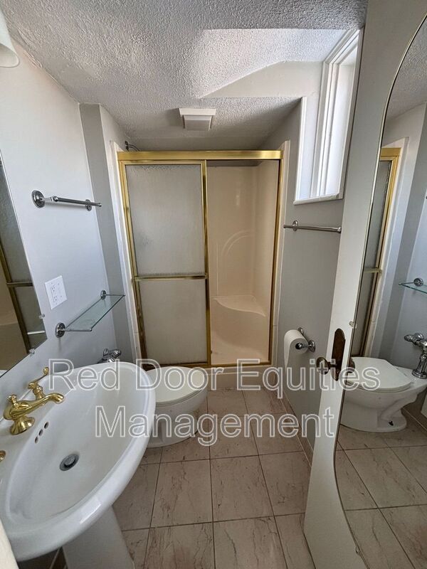 Building Photo - 123 N Broad St