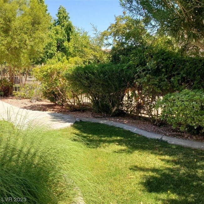 Building Photo - 5316 Rim View Ln