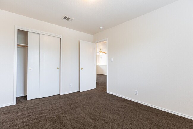 Building Photo - 5507 Christina Path