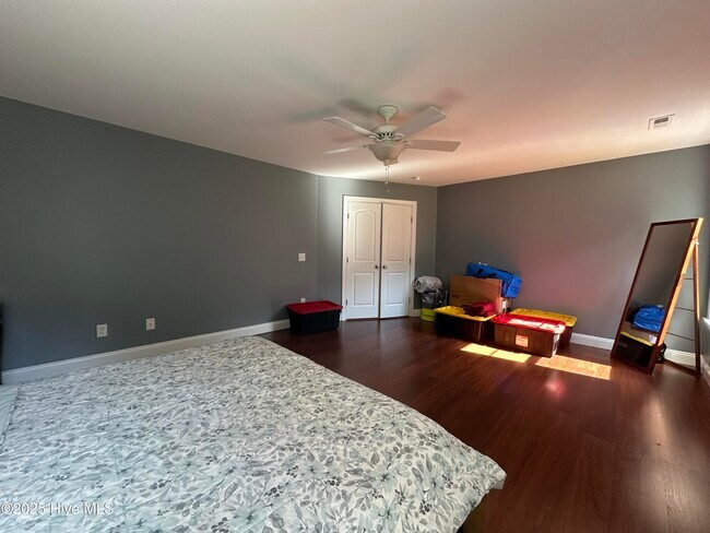 Building Photo - 509 Blue Angel Ct
