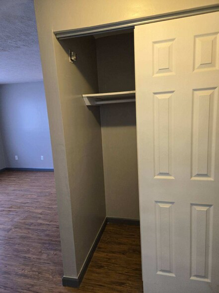 Building Photo - 32 Scioto Dr