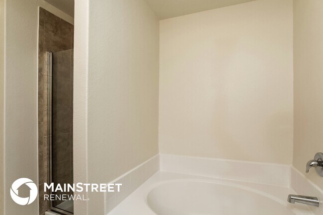 Building Photo - 9514 Olive Stone Dr