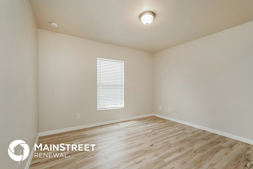 Building Photo - 1012 NW 15th Ave