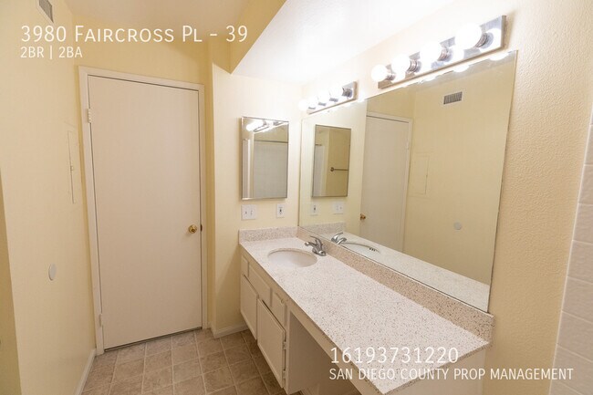 Building Photo - 3980 Faircross Pl