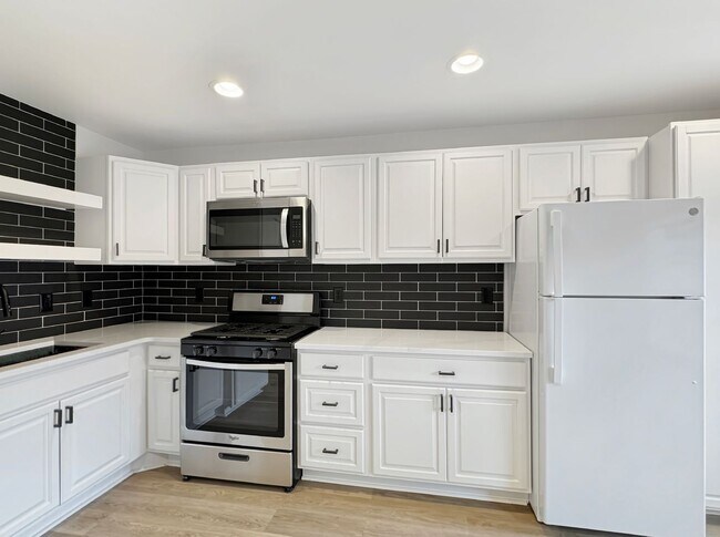 Building Photo - 1516 N 7th St