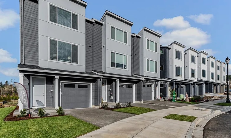 Building Photo - 8972 N Cottonwood St